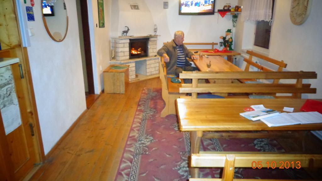 Penzion Drevenik Hotel Spišské Podhradie Eksteriør billede